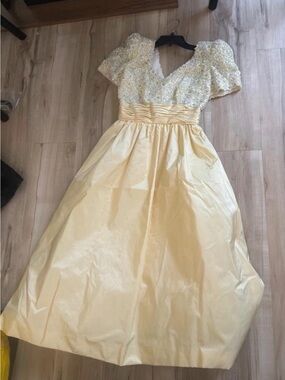 Victoria Royal Ltd Light Yellow Satin Ball Gown with Sequin Bodice